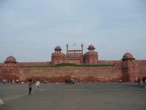 Red Fort, former capital of the Mughal dynasty which controlled the entire Indian subcontinent (present-day India, Pakistan, and Bangladesh) from the 15th to the 18th century before the British colonized India